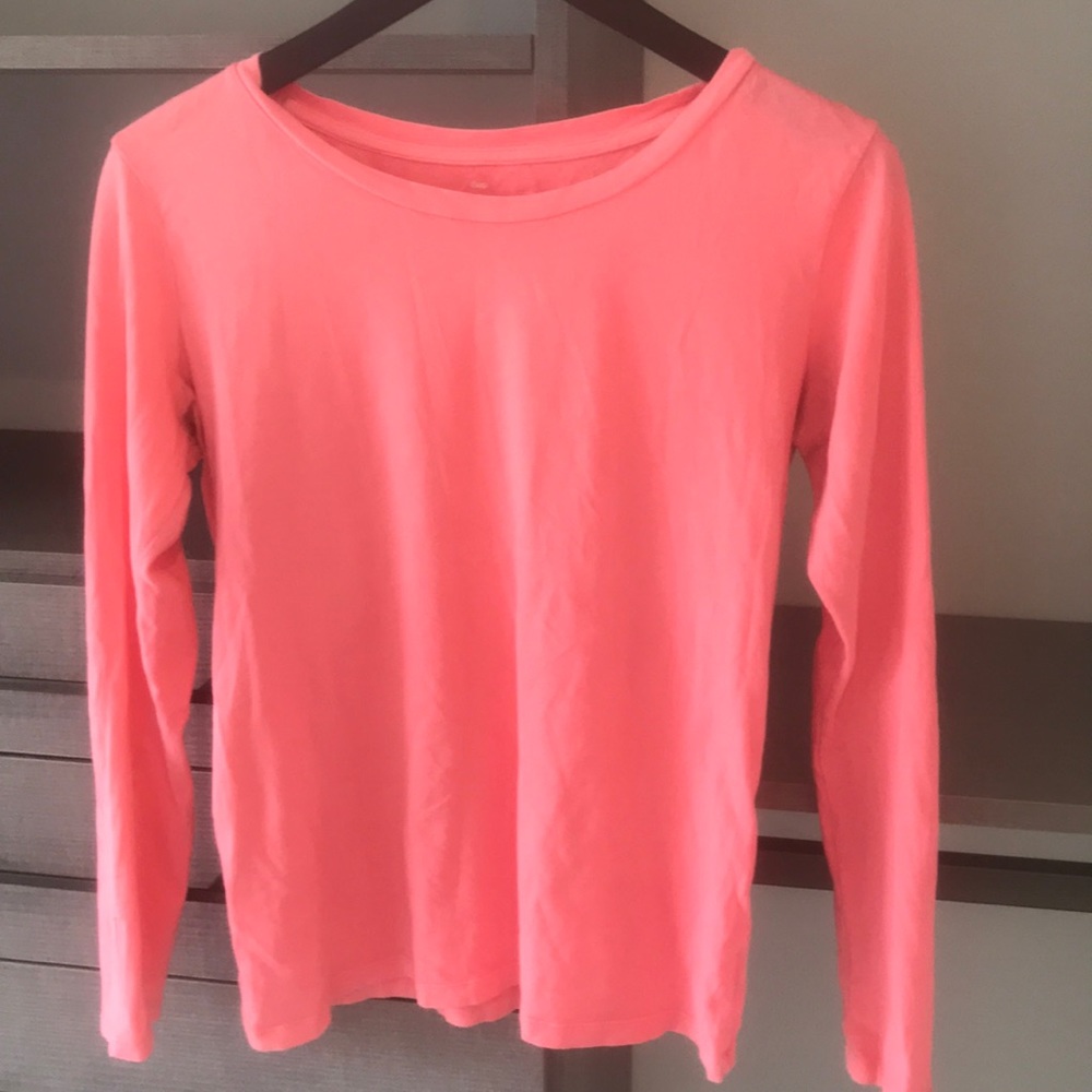 Gaps essential crew long sleeve shirt